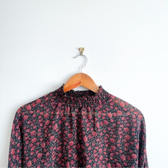 Floral Black and Red Women's Top - Picture 2 of 8